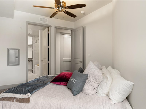 Bedroom and bathroom Hallway